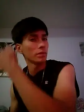 LUISSLEONN0958 online show from November 25, 7:43 am