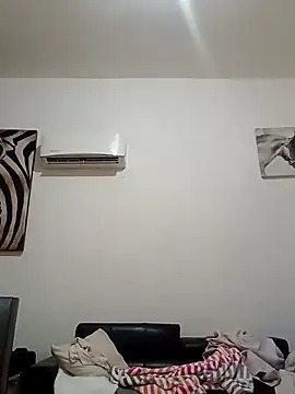 LUISSLEONN0958 online show from November 16, 9:06 pm