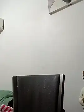 LUISSLEONN0958 online show from November 20, 7:07 am