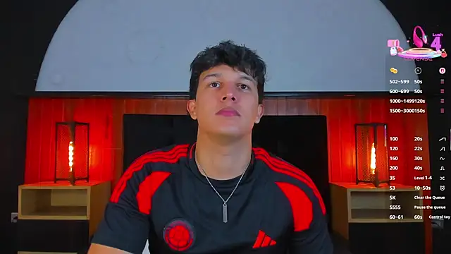 Leo Savage  online show from June 24, 4:37 am