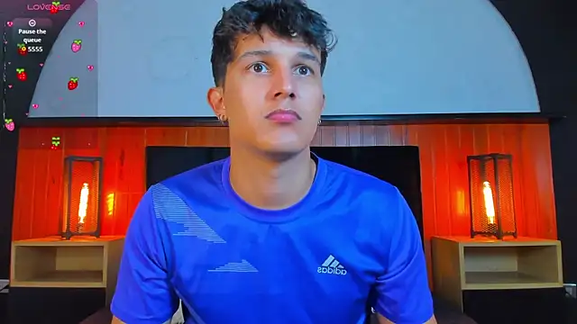 Leo Savage  online show from April 26, 3:37 am