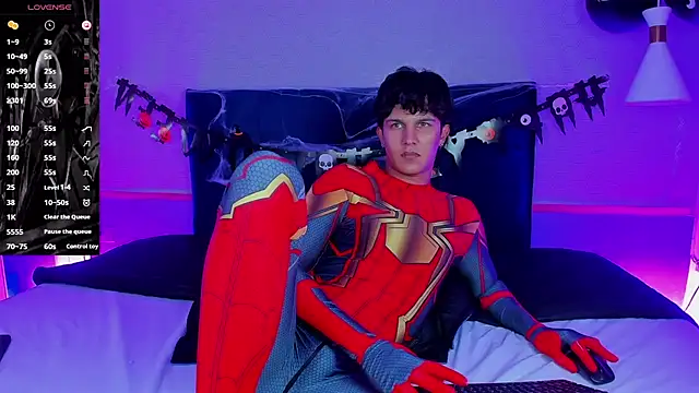 Snapshot of Leo_Savage_ chatting on October 28, 4:26 am Leo Savage online show from October 28, 4:26 am