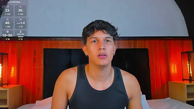 Leo Savage  online show from April 24, 3:09 am