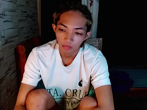 addicted to alex online show from February 19, 6:04 pm