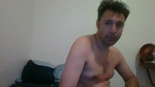 Snapshot of micgolf2025 chatting on October 16, 12:51 am micgolf2025 online show from October 16, 12:51 am