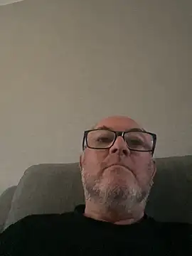 naughtygrandad1 online show from December 4, 8:43 am