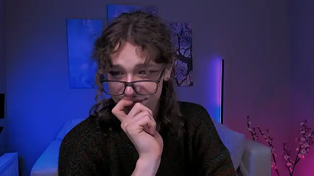 Snapshot of kevi_sunn chatting on October 12, 7:19 pm kevi sunn online show from October 12, 7:19 pm