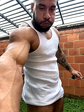 Snapshot of Andrew_Johnnson chatting on October 20, 2:10 pm Andrew Johnnson online show from October 20, 2:10 pm