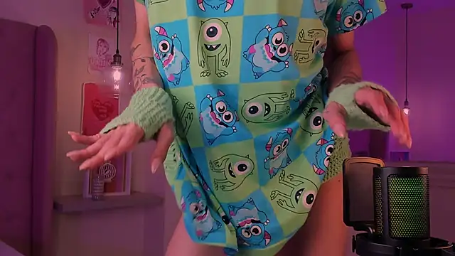 Snapshot of imDamiano chatting on October 12, 11:21 pm imDamiano online show from October 12, 11:21 pm