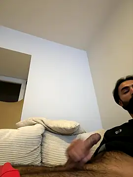 Snapshot of SergioGarcia93 chatting on September 28, 8:51 pm SergioGarcia93 online show from September 28, 8:51 pm