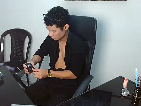 Snapshot of Billi_Till chatting on September 27, 6:28 pm Billi Till online show from September 27, 6:28 pm