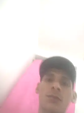 Snapshot of alex_colombiano chatting on October 7, 7:34 am alex colombiano online show from October 7, 7:34 am