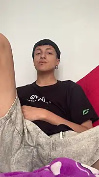 Milan Bach online show from April 8, 5:43 pm