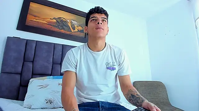 wyatt 3 online show from February 12, 1:50 pm