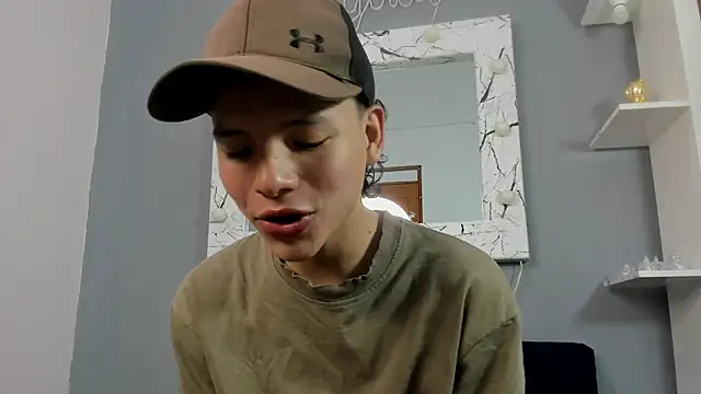 Snapshot of camillo_virgil chatting on September 14, 11:01 am camillo virgil online show from September 14, 11:01 am