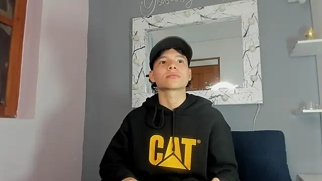 Snapshot of camillo_virgil chatting on September 20, 10:37 am camillo virgil online show from September 20, 10:37 am