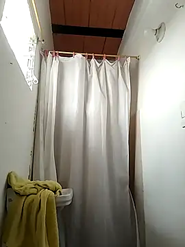 Snapshot of hoteder chatting on November 1, 4:33 pm hoteder online show from November 1, 4:33 pm