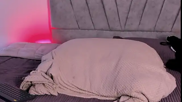 ZYZZ1312 online show from January 14, 4:44 pm