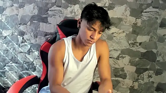 ZYZZ1312 online show from May 9, 8:10 pm