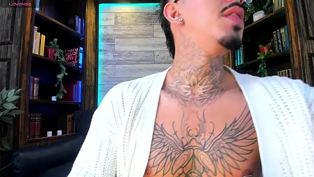 Donovan Desmond online show from June 7, 8:27 pm