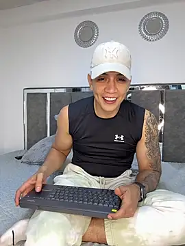 blackbullger  online show from October 25, 12:18 pm