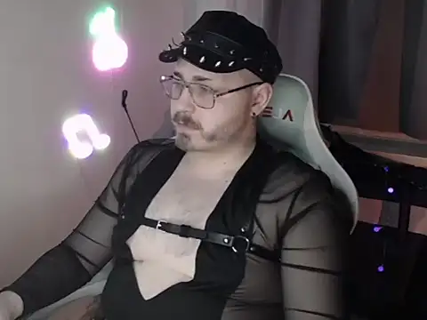 FabianKinky online show from October 24, 6:09 pm