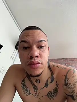 AlphaMasterXxx online show from April 24, 5:26 pm