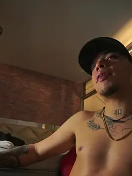 AlphaMasterXxx online show from June 9, 1:29 am
