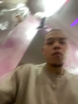 Snapshot of AlphaMasterXxx chatting on October 21, 7:44 am AlphaMasterXxx online show from October 21, 7:44 am