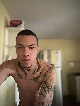 Snapshot of AlphaMasterXxx chatting on October 26, 12:51 pm AlphaMasterXxx online show from October 26, 12:51 pm