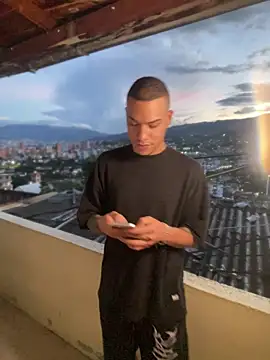 Snapshot of AlphaMasterXxx chatting on October 13, 11:00 pm AlphaMasterXxx online show from October 13, 11:00 pm