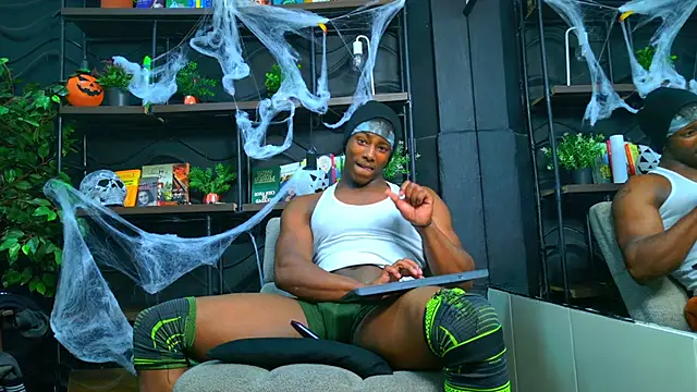 Snapshot of dalton_asher chatting on October 18, 9:03 am dalton asher online show from October 18, 9:03 am