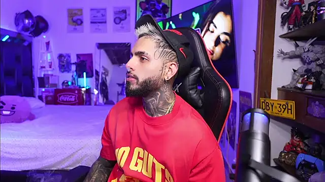 logan hugh8 online show from March 11, 3:57 am