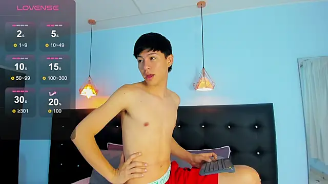 Abraham horny18 online show from November 18, 8:45 pm