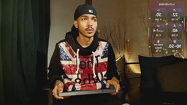 MarcusRain  online show from November 10, 7:41 pm