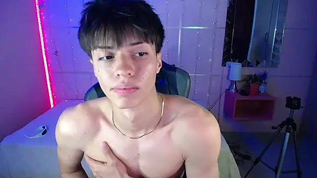 Snapshot of Justin_gray_ chatting on October 2, 8:35 pm Justin gray online show from October 2, 8:35 pm