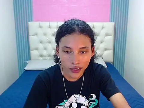 Andrew Landry online show from September 10, 5:44 pm