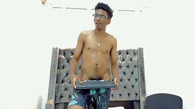 nero reyd online show from September 9, 7:46 pm