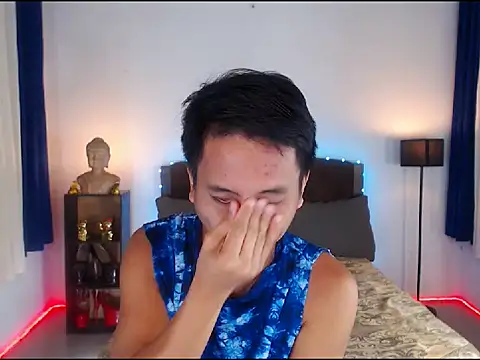 Snapshot of XExtraServiceManX chatting on October 25, 6:09 pm XExtraServiceManX online show from October 25, 6:09 pm