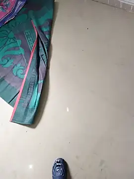 achabacha09 online show from September 28, 3:26 am