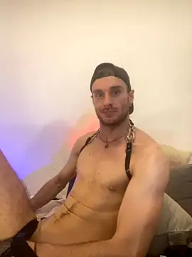 Snapshot of booyperv91 chatting on October 2, 11:47 am booyperv91 online show from October 2, 11:47 am
