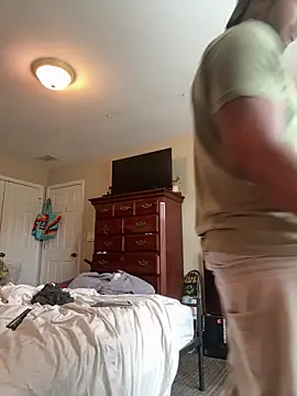 KeYBuMp323 online show from April 24, 4:20 pm