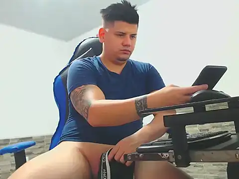 mister cum1999 online show from February 3, 6:11 am