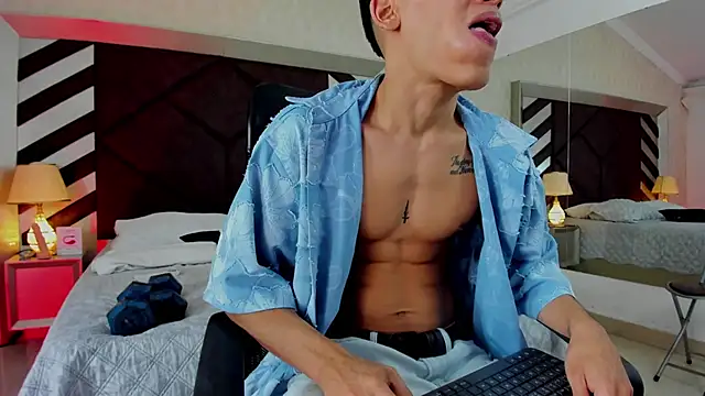 AngeloRogerss online show from September 18, 6:32 pm