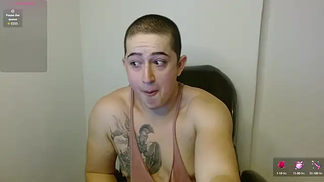 Snapshot of Lancelot_19 chatting on September 11, 4:55 am Lancelot 19 online show from September 11, 4:55 am