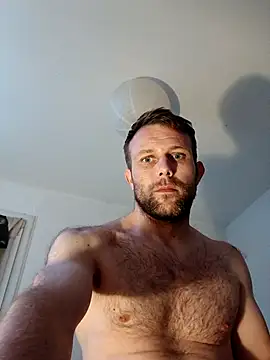 SexSavrem06 online show from December 5, 9:44 pm