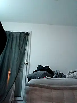 SexSavrem06 online show from February 3, 1:58 am