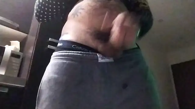 PearlingBunkbed online show from February 8, 11:20 pm