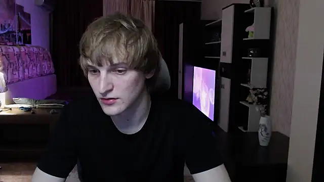 Playersuperstar online show from December 3, 8:15 pm