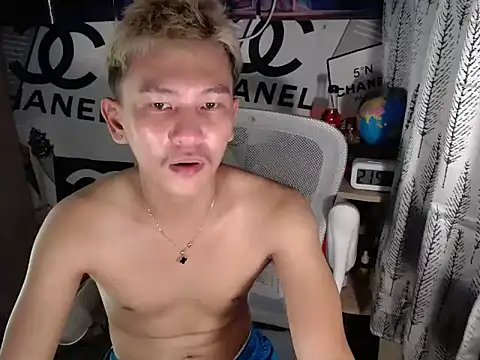 RalfAsian25 online show from April 23, 1:57 pm